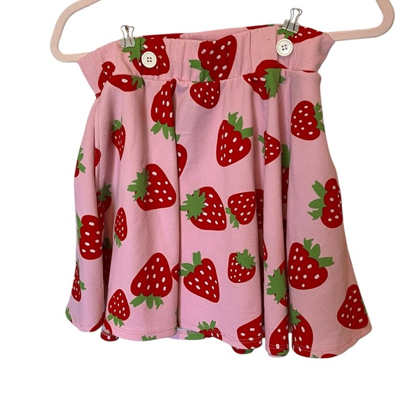 midnight hour Dresses & Skirts - Adorable strawberry skirt